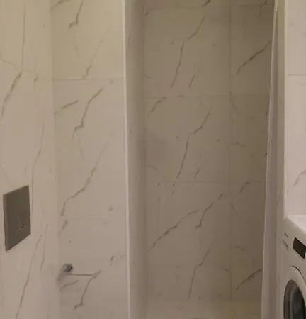 Laura Aristotelous Square